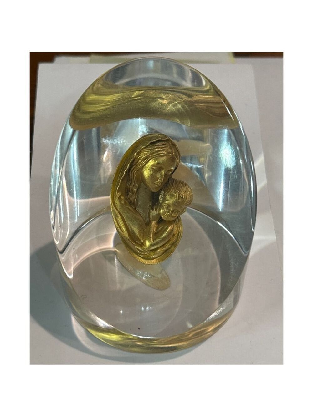 Creed Clear & Gold Madonna & Child Decor acrylic Paperweight One Size